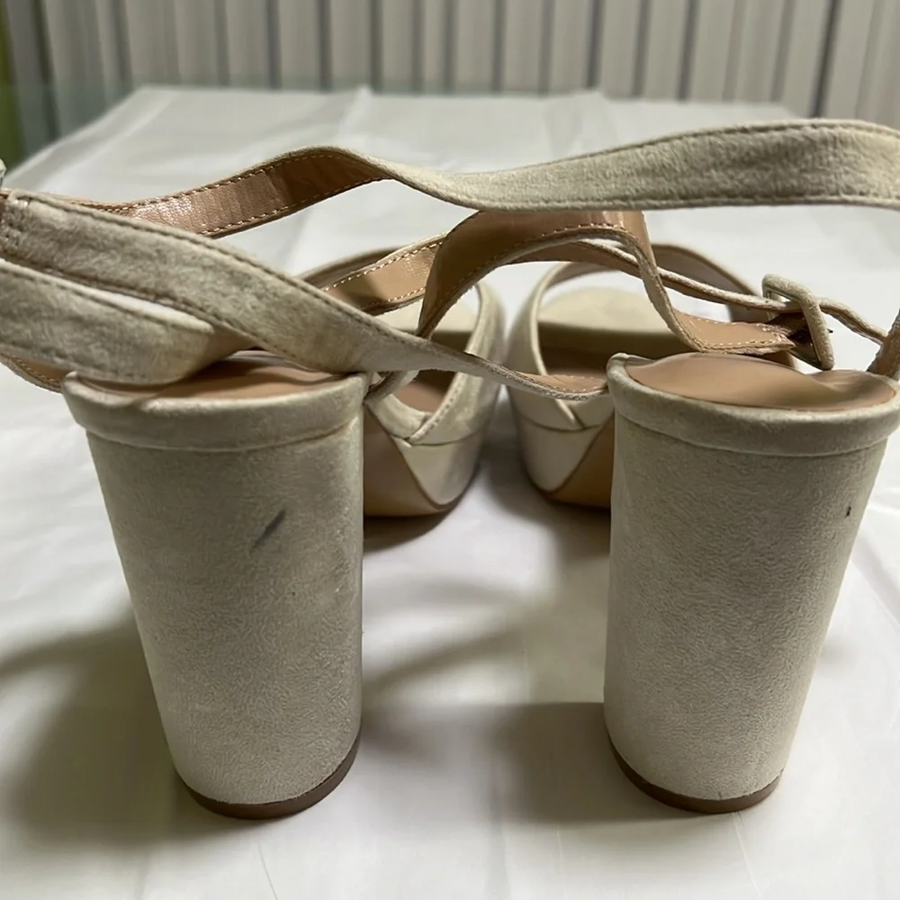 JOURNEE COLLECTION Women's Nairri Platform Block Heel Dress Sandals, Size 9.5